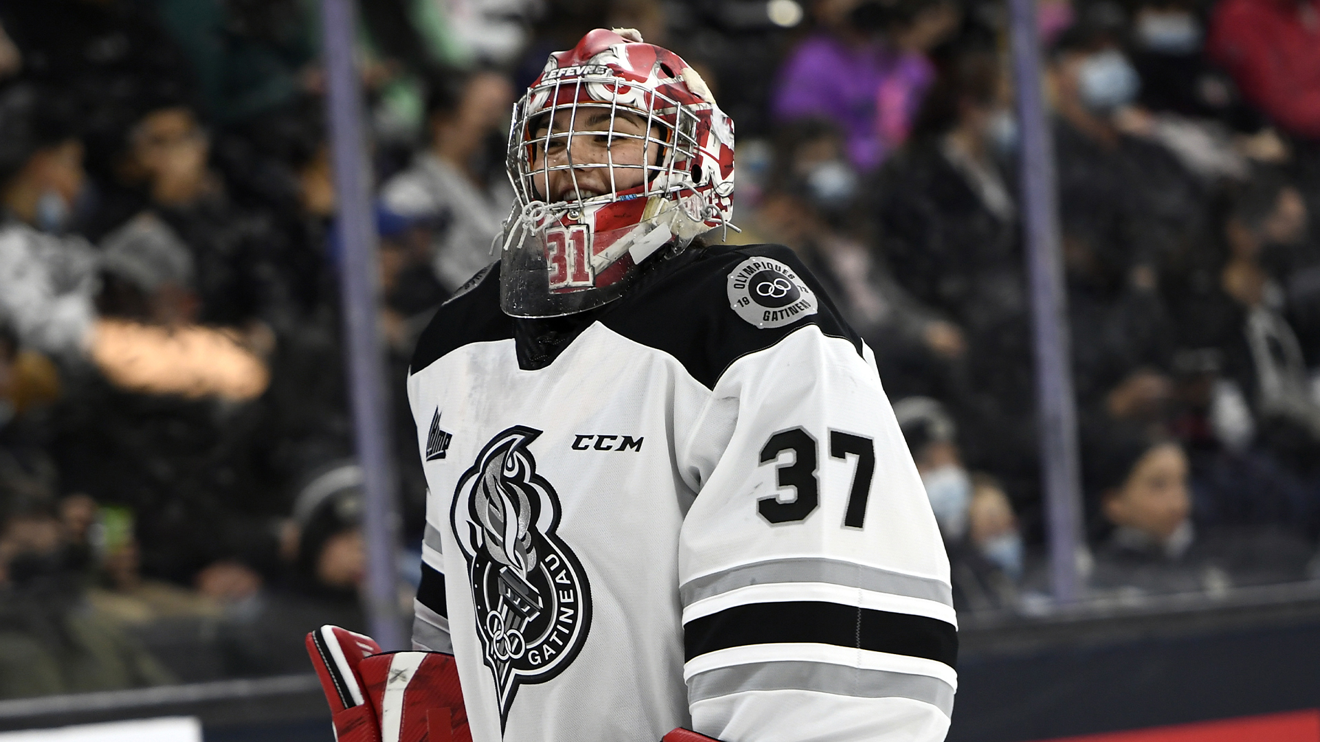 La gardienne de but Ève Gascon deviendra la 3e femme à défendre les cages d'une équipe de la LHJMQ, samedi.