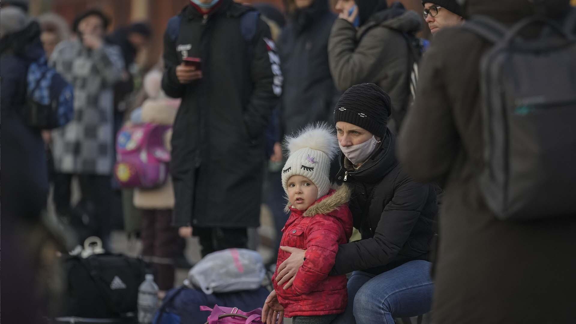 Plusieurs organisations non gouvernementales venant en aide aux civils ukrainiens acceptent les dons en provenance du Canada.-