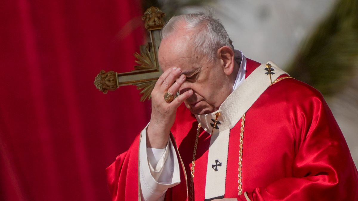 Le pape François célébrant la messe du dimanche des Rameaux, le dimanche 10 avril.