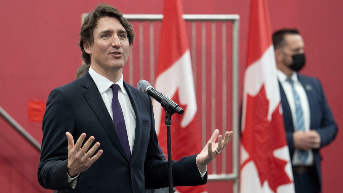 Le premier ministre Trudeau a déclaré que la prise de contrôle de l'Afghanistan par les talibans rendait la situation «incroyablement difficile».