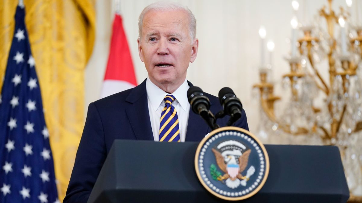 «En tant que nation, nous ne devons pas nous engourdir devant un tel chagrin», a dit le président américian Joe Biden (photo).