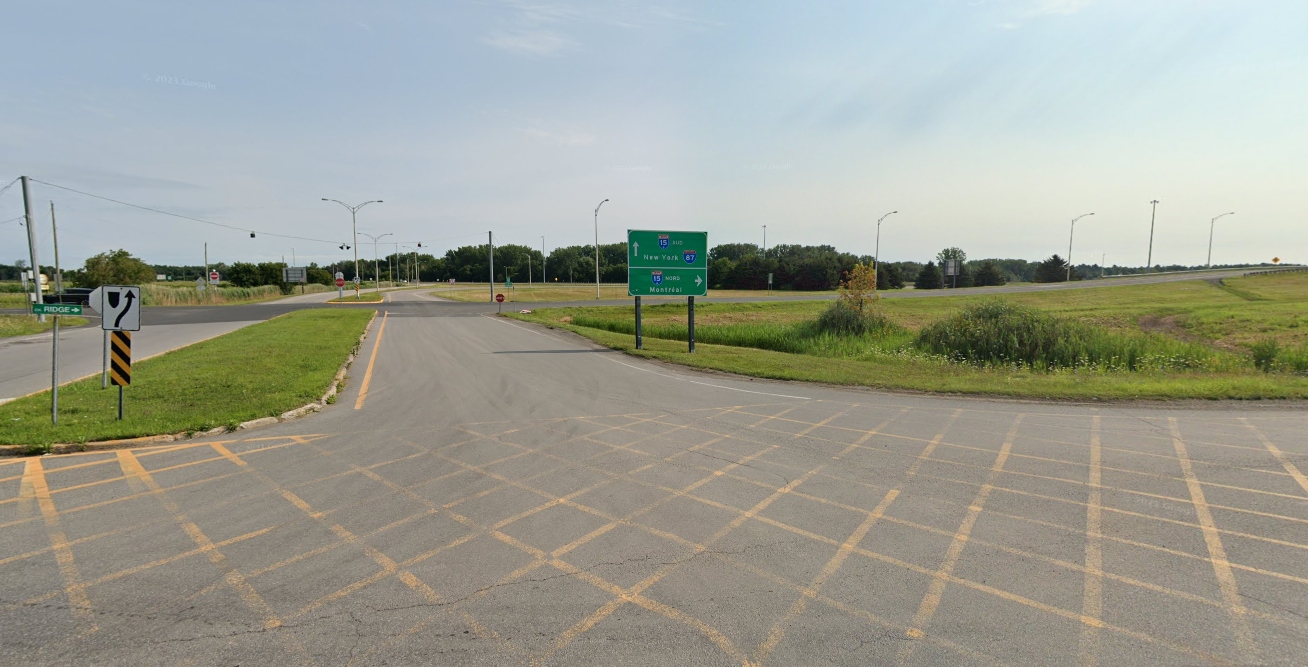 Bretelle pour l'A-15 à l'intersection de la route 202, St-Bernard-de-Lacolle