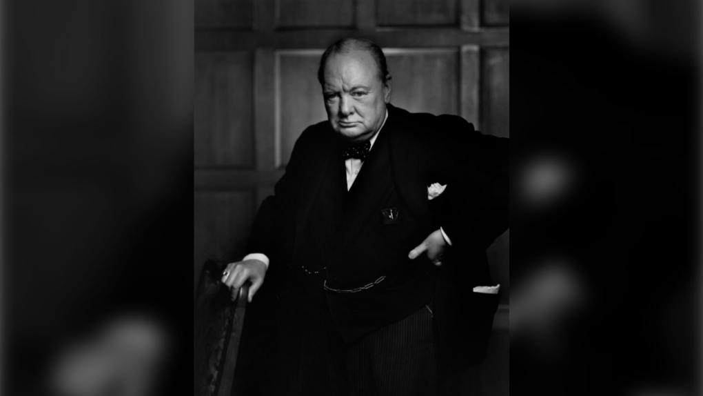 Le vol du célèbre cliché de Winston Churchill, qui était exposé au Château Laurier à Ottawa, serait survenu il y a déjà plus de huit mois.