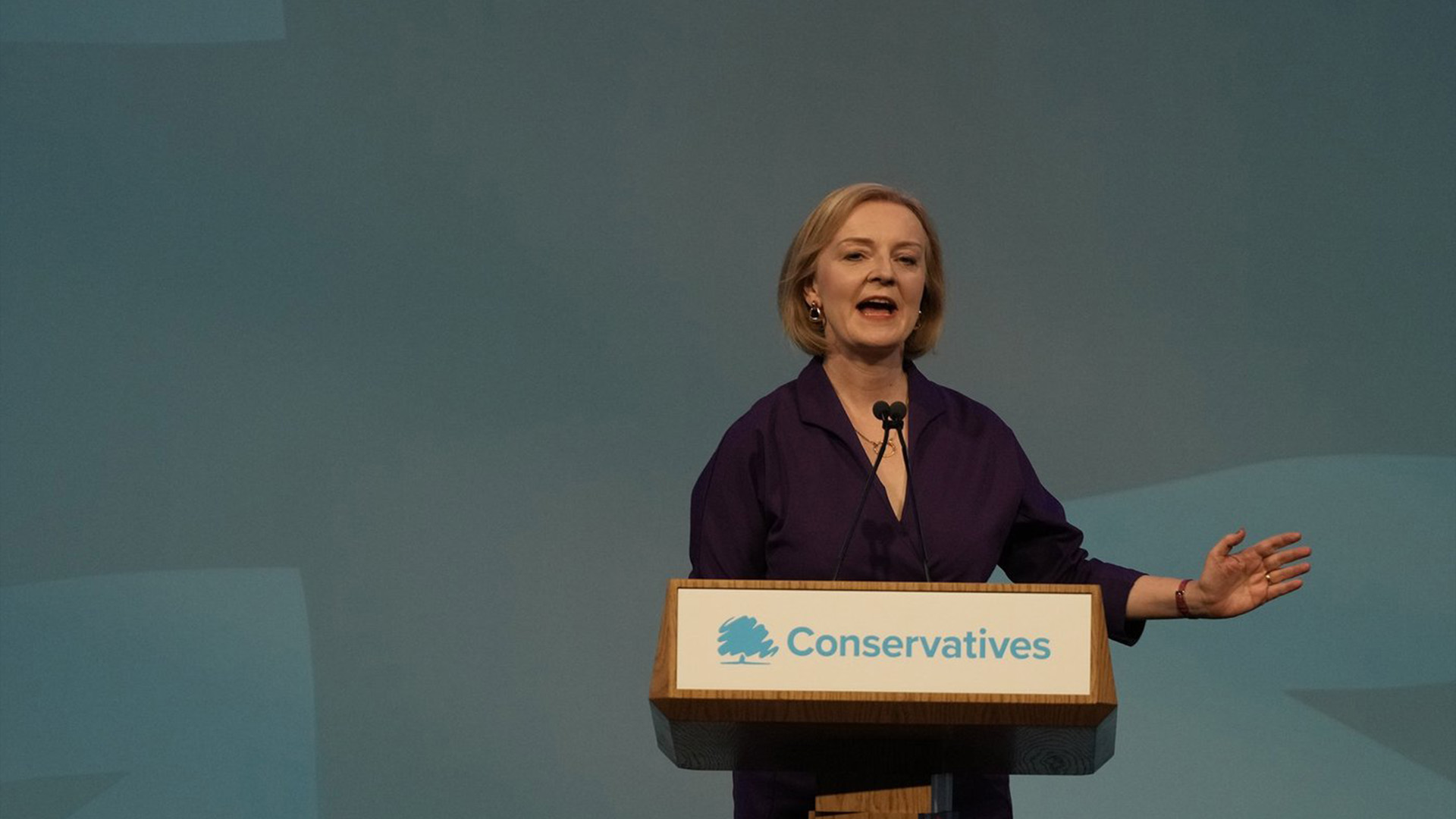 Le Parti conservateur britannique a choisi la secrétaire aux Affaires étrangères Liz Truss comme nouvelle cheffe du parti, ce qui trace la voie à sa nomination au poste de première ministre du Royaume-Uni.