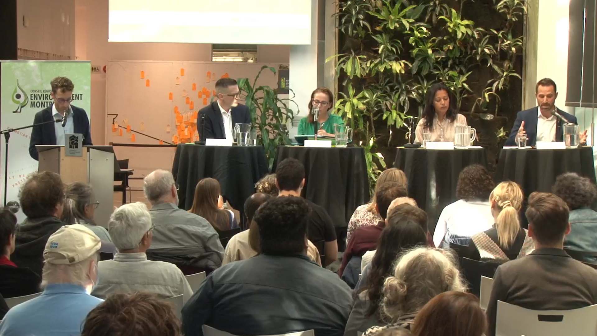 Les candidats des principaux partis ont participé à un débat sur l'environnement et la crise climatique à la Maison du développement durable, le 24 septembre 2022.