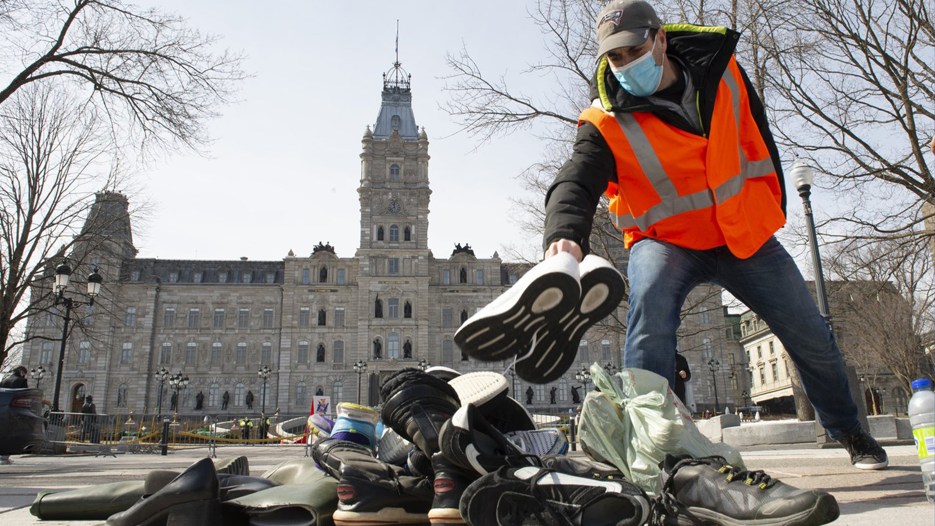 La première journée de grève de quelque 400 professionnels de l'Institut national de santé publique sera soulignée par une manifestation devant l'Assemblée nationale, à Québec.