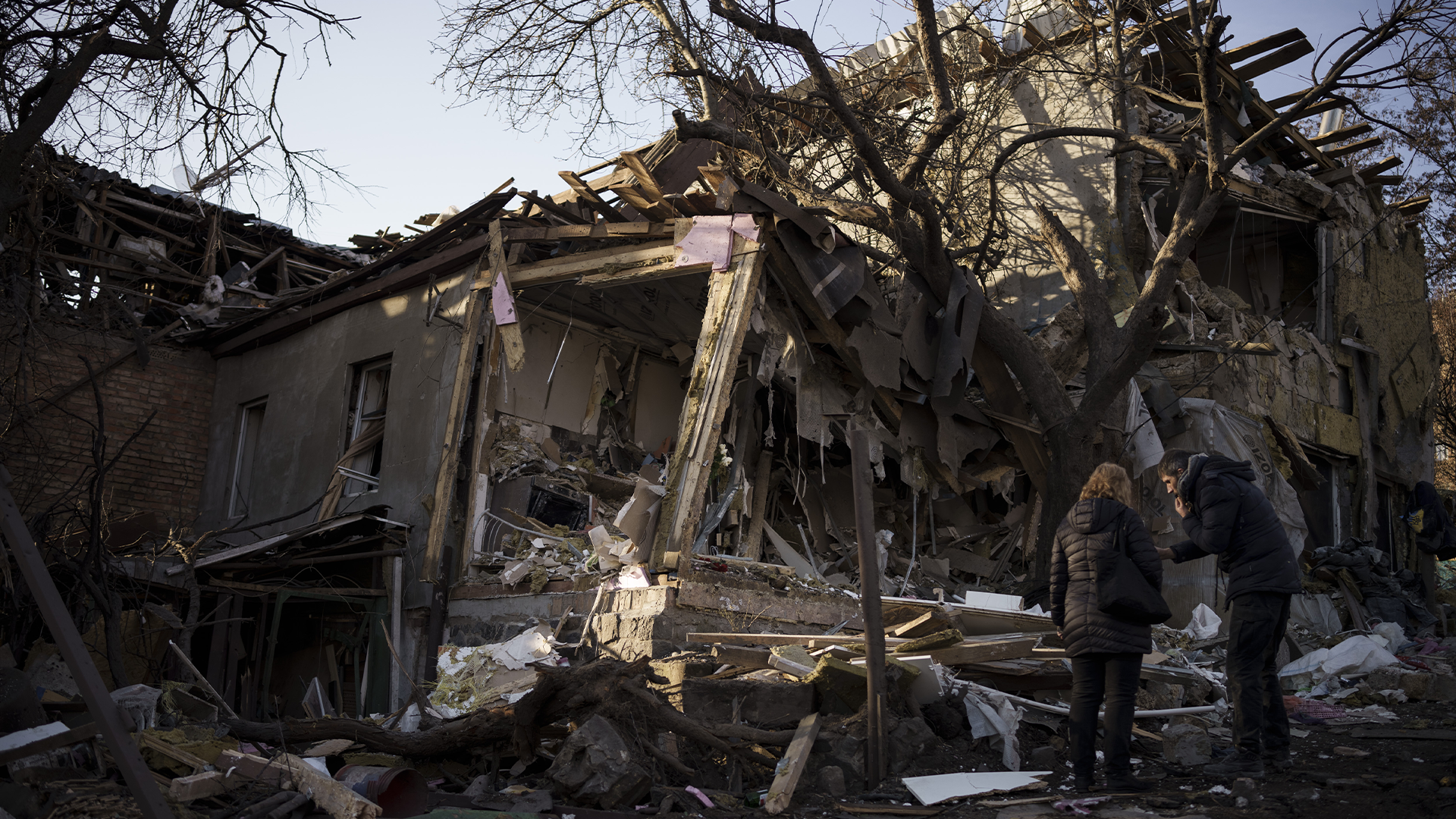 Plus tôt lundi, la Russie avait envoyé une quarantaine de drones vers Kyiv.