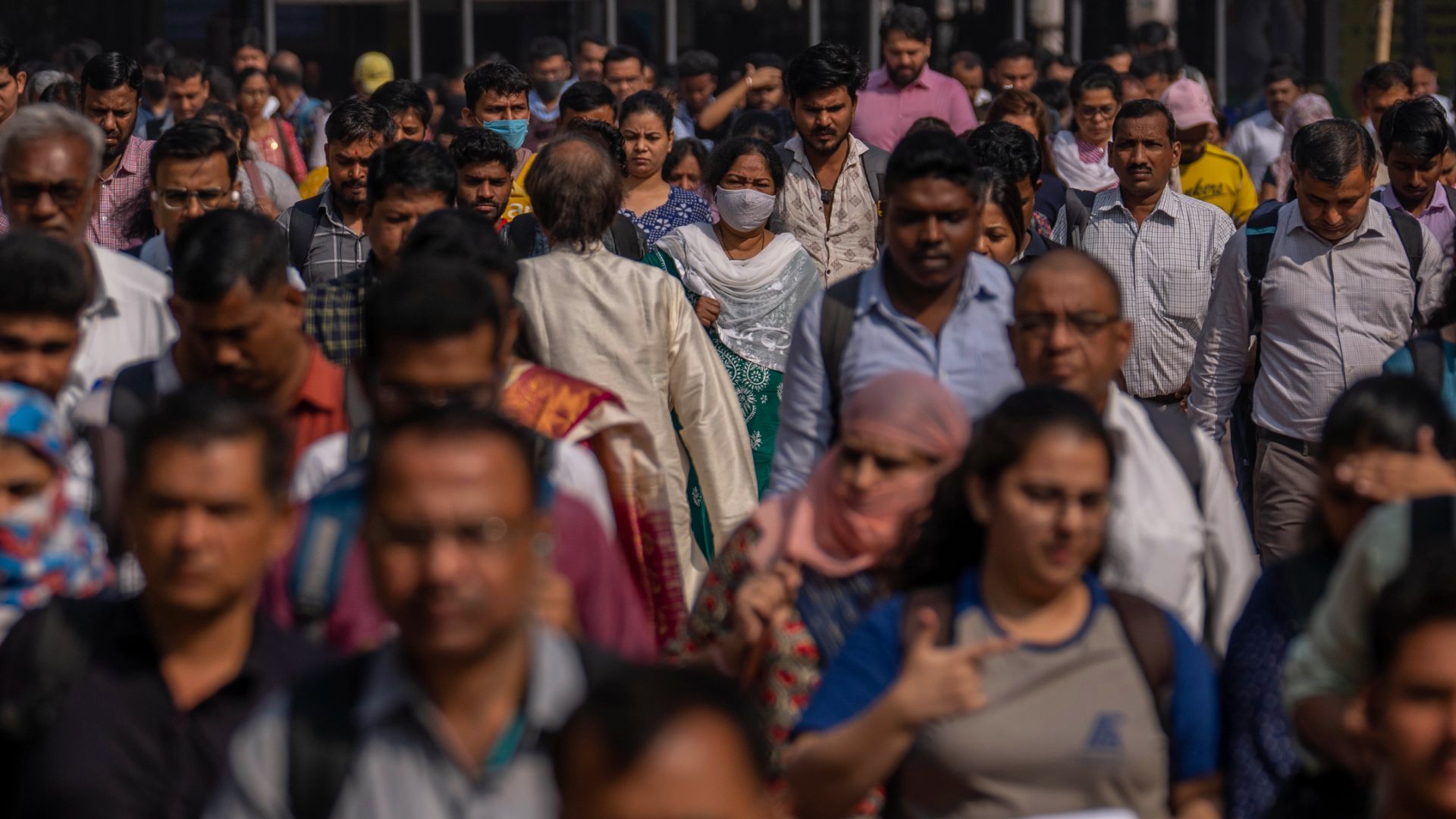 En 2023, la population de l'Inde devrait surpasser la population de la Chine.