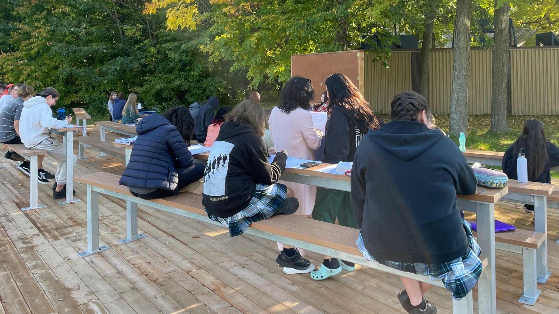 Deux classes extérieures ont été aménagées à l'École secondaire Marcellin-Champagnat