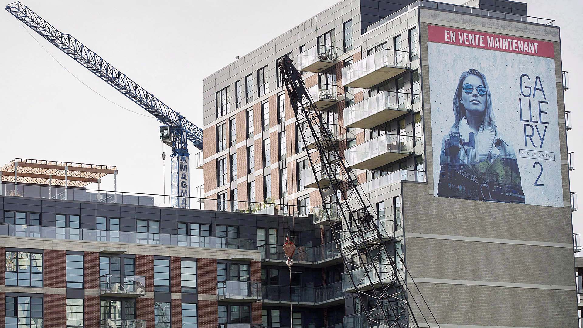 Photo d'un nouveau développement résidentiel à Griffintown, Montréal, le 4 novembre 2017.