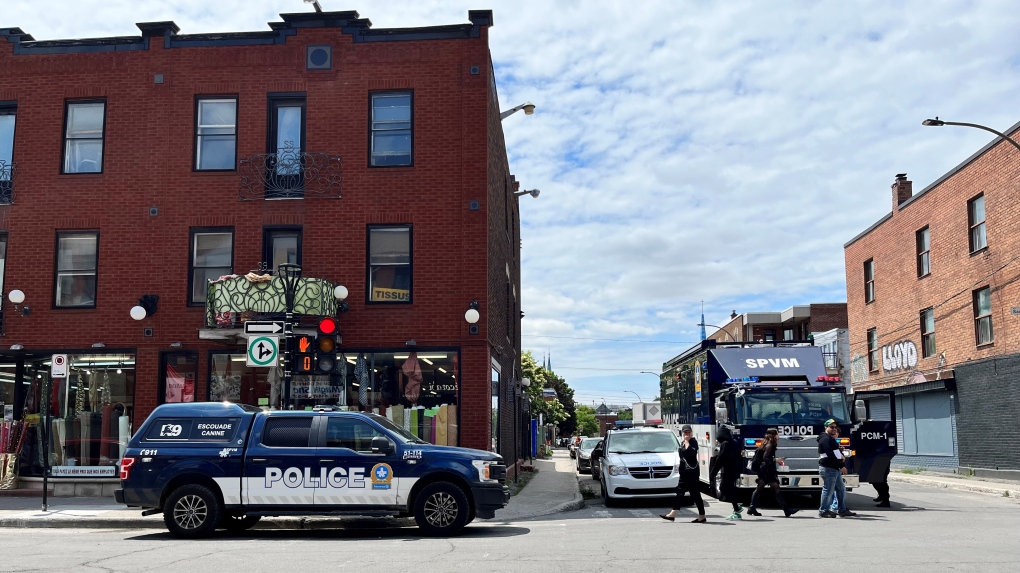 Le Service de police de la ville de Montréal (SPVM) a été appelé lundi matin sur les lieux d’une agression à l’arme blanche qui a laissé un homme grièvement blessé. 