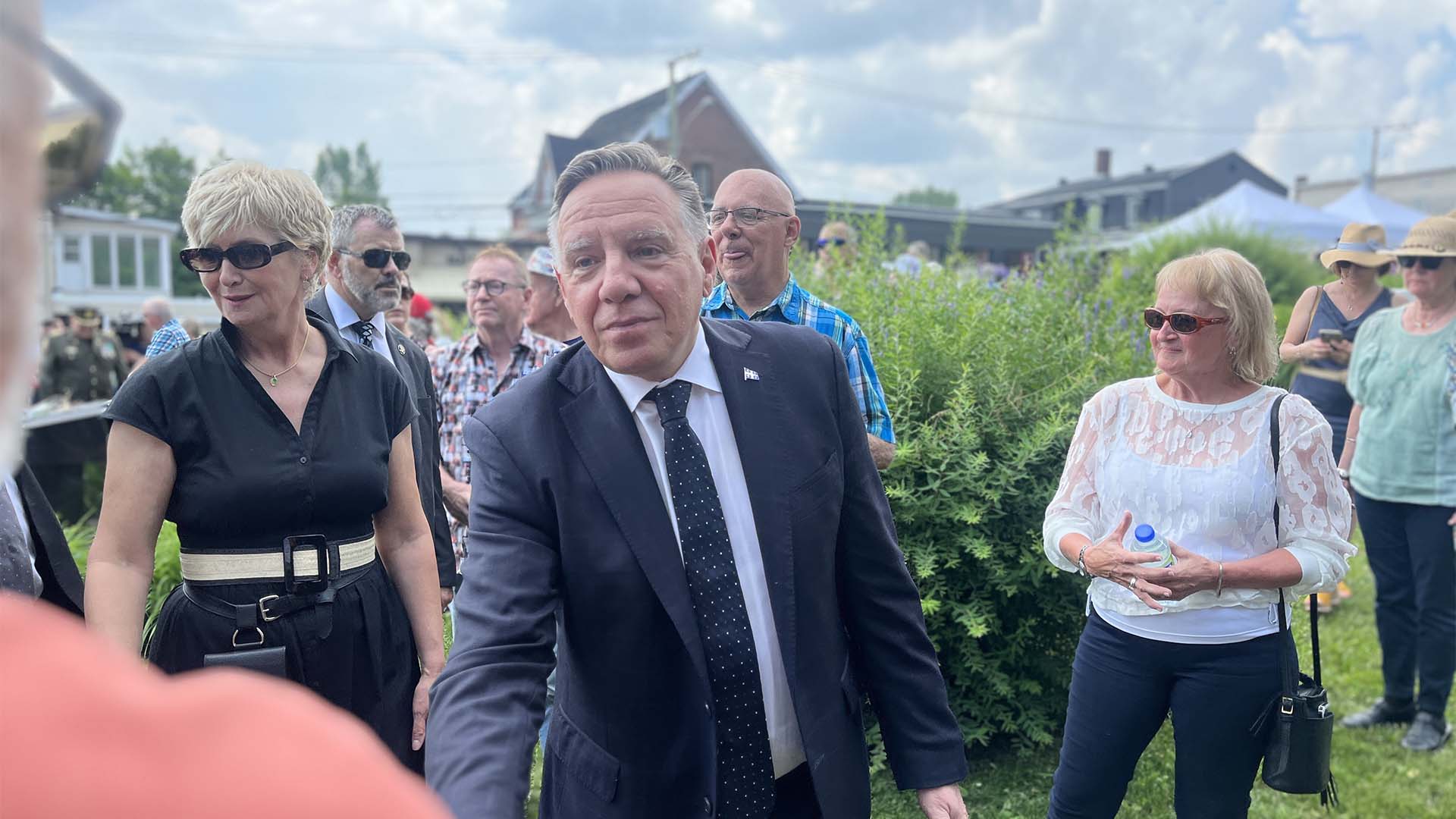 Le premier ministre François Legault à Lac-Mégantic le 6 juillet 2023. 