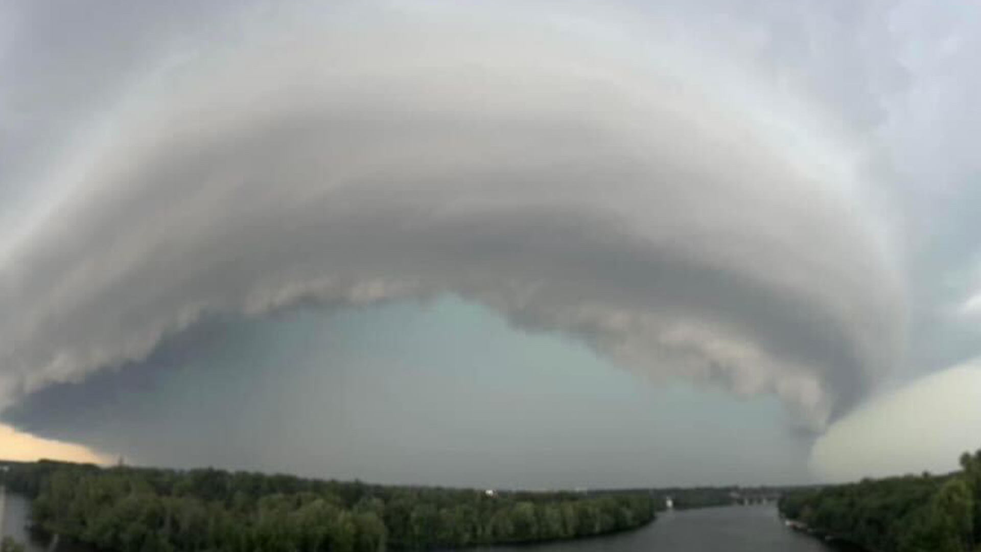 Météo au Québec: des nuages en attendant la neige pour jeudi