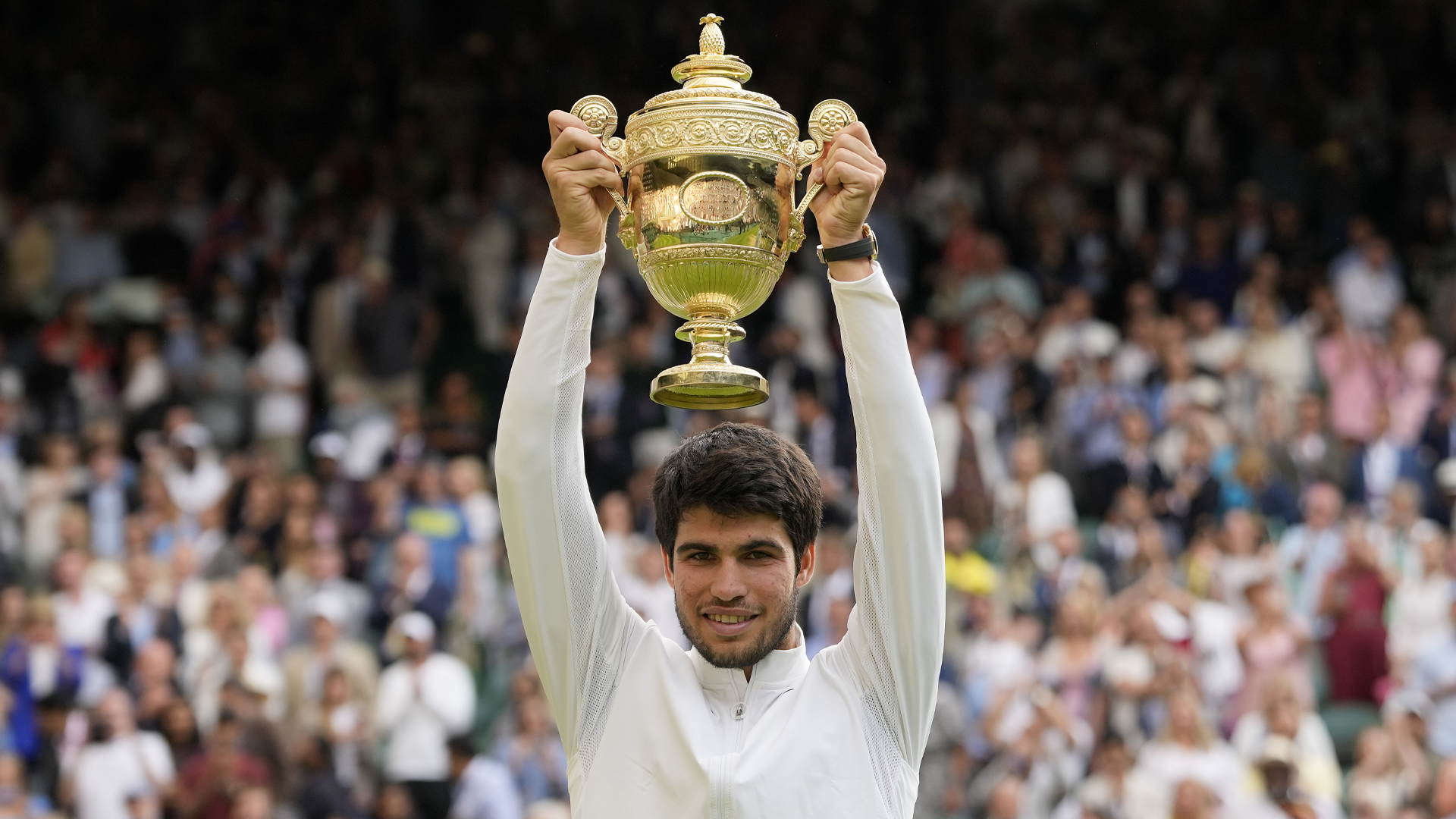 Carlos Alcaraz triomphe à Wimbledon Noovo Info