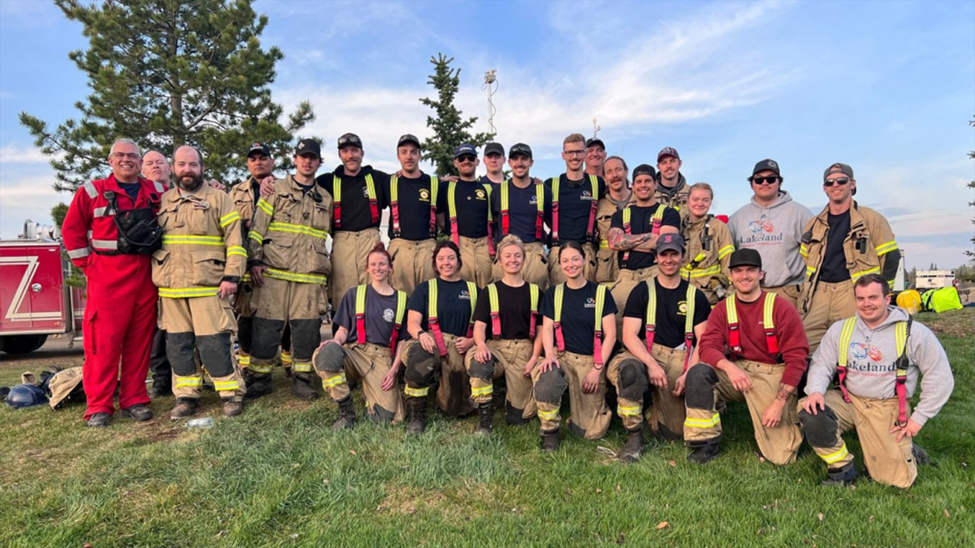 Meet young Canadians who spend their summers fighting wildfires