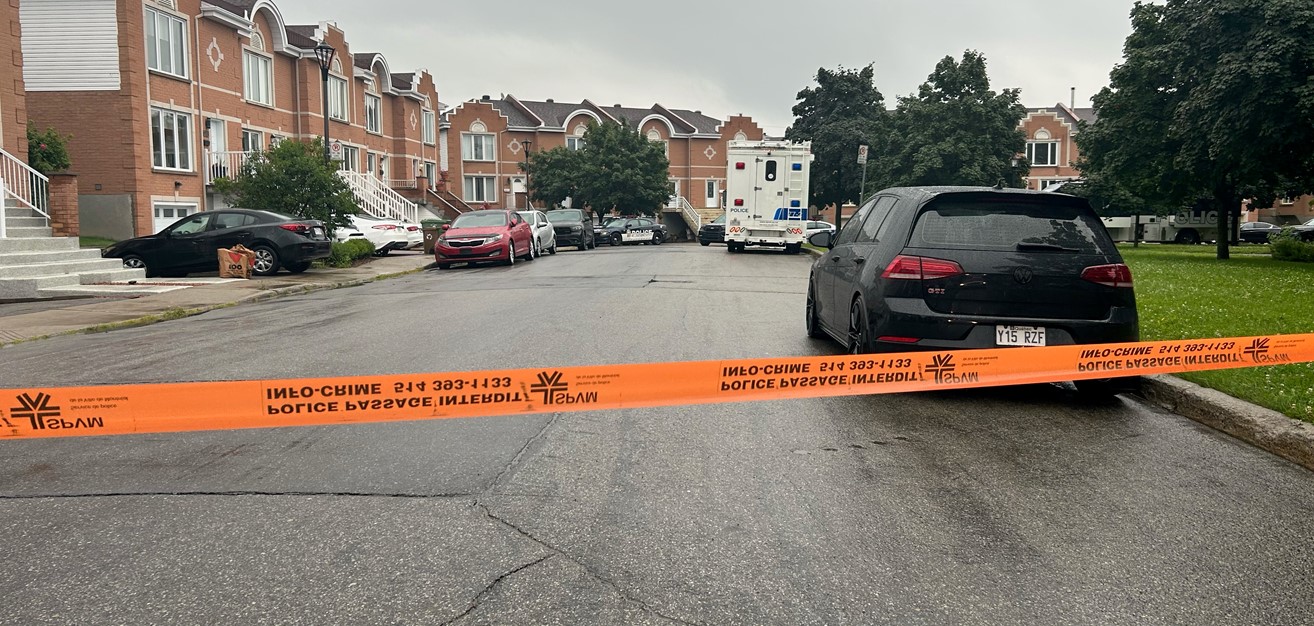 Une mère et sa fille auraient été victime d'un meurtre dans une résidence de Lachine