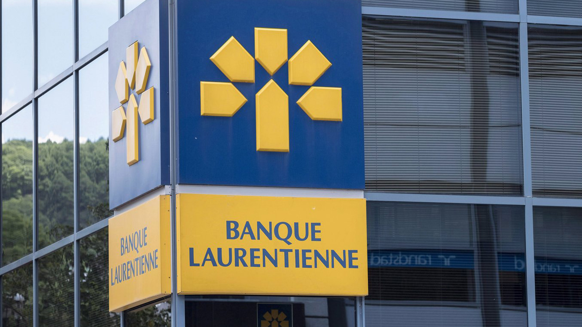 Le logo de la Banque Laurentienne ou Banque Laurentienne est photographié le mardi 21 juin 2016 à Montréal.