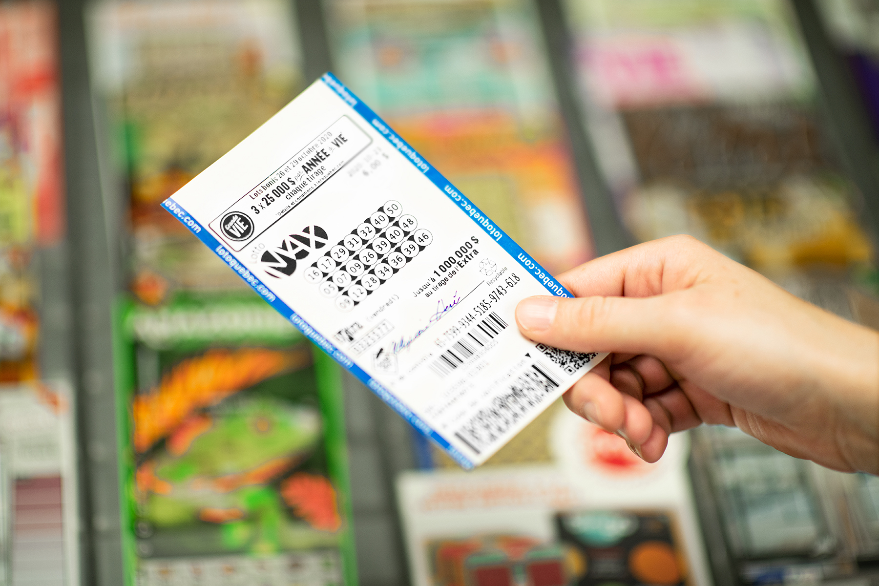 Au prochain tirage du Lotto Max, mardi prochain, le gros lot s'élèvera à 60 millions $ et il y aura environ six lots Maxmillions de 1 million $ à faire tirer.