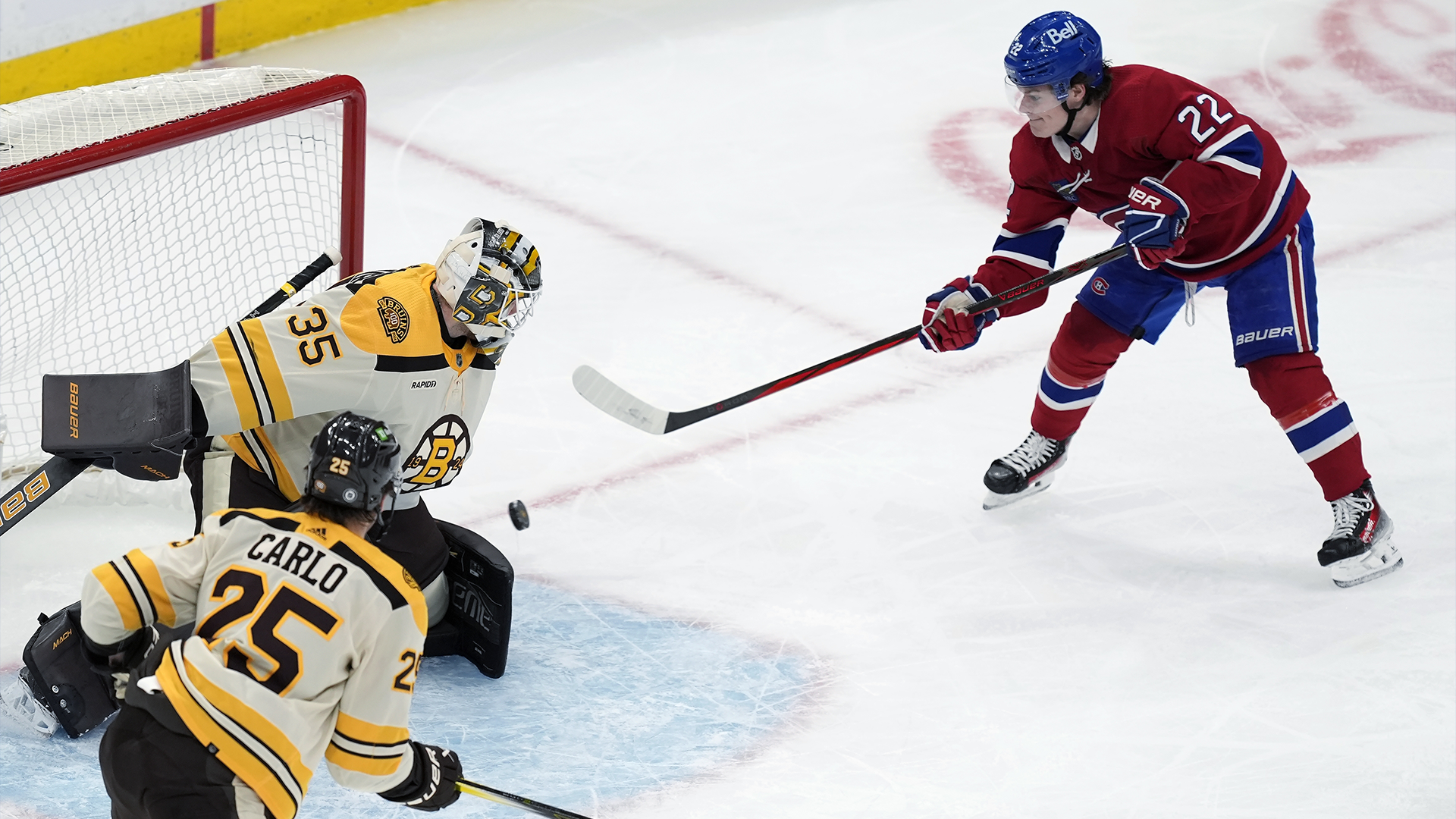 Cole Caufield avait ouvert la marque pour le Canadien en avantage numérique à 9:18. Il touchait ainsi la cible dans un cinquième match d'affilée — un sommet personnel.