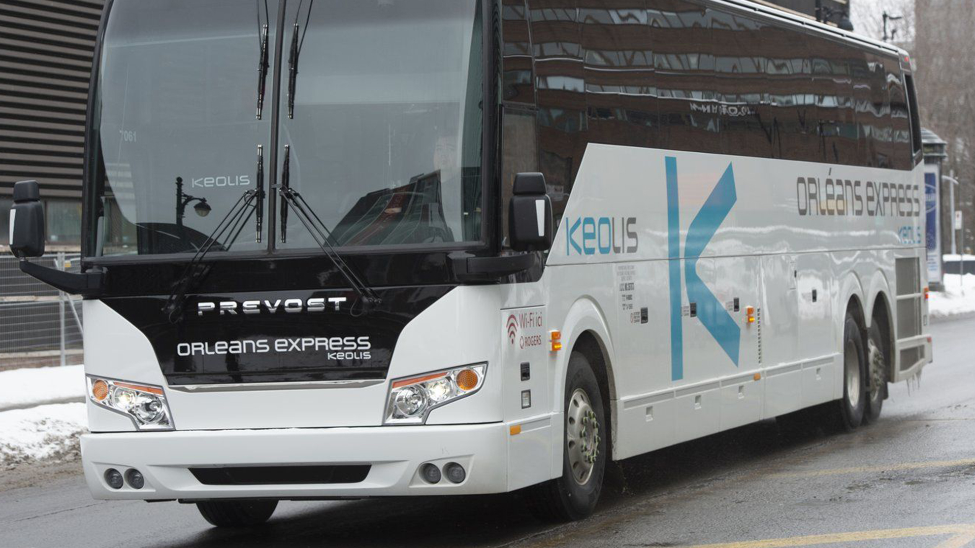 Un autocar d'Orléans Express à Montréal en janvier 2021.