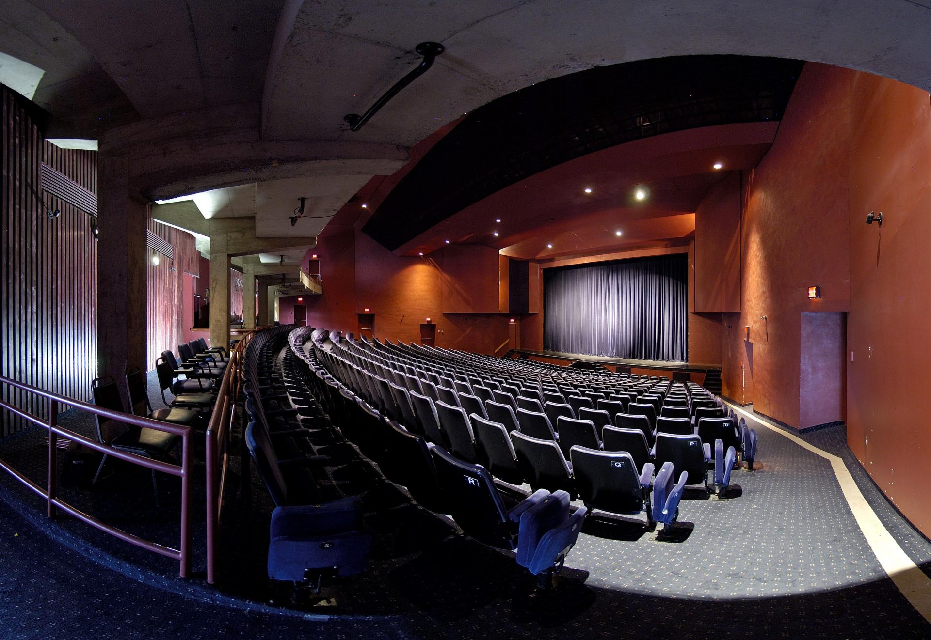 La salle Philippe-Filion du Centre des arts de Shawinigan. Photo non datée.