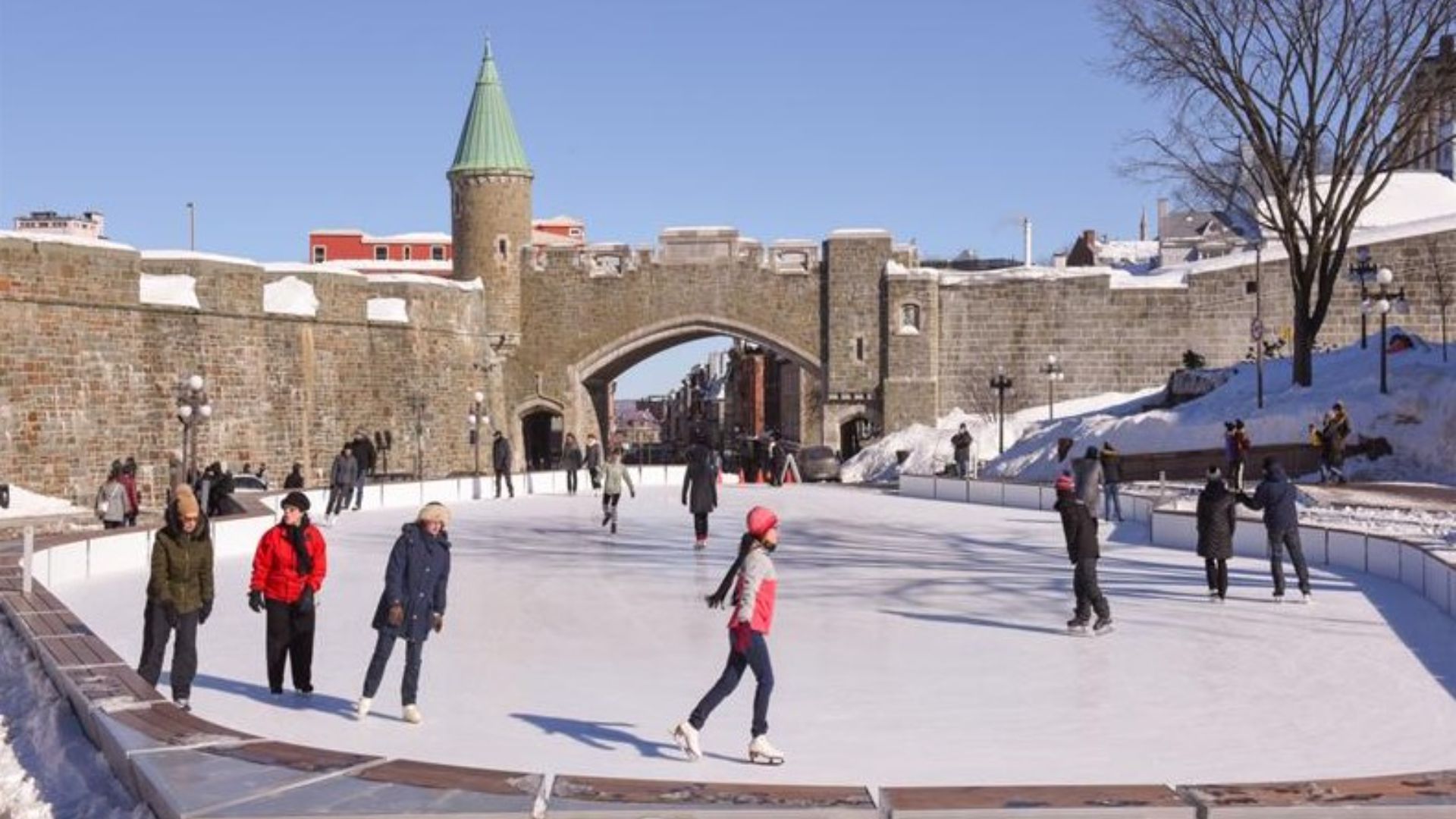 La Ville de Québec confirme que la saison de patinage se terminera dimanche soir.