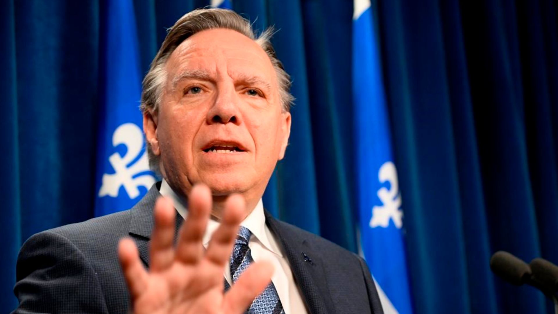 «On veut donner plus d'outils aux policiers pour mieux connaître la situation des personnes qu'ils vont interpeller», a indiqué le premier ministre, François Legault.