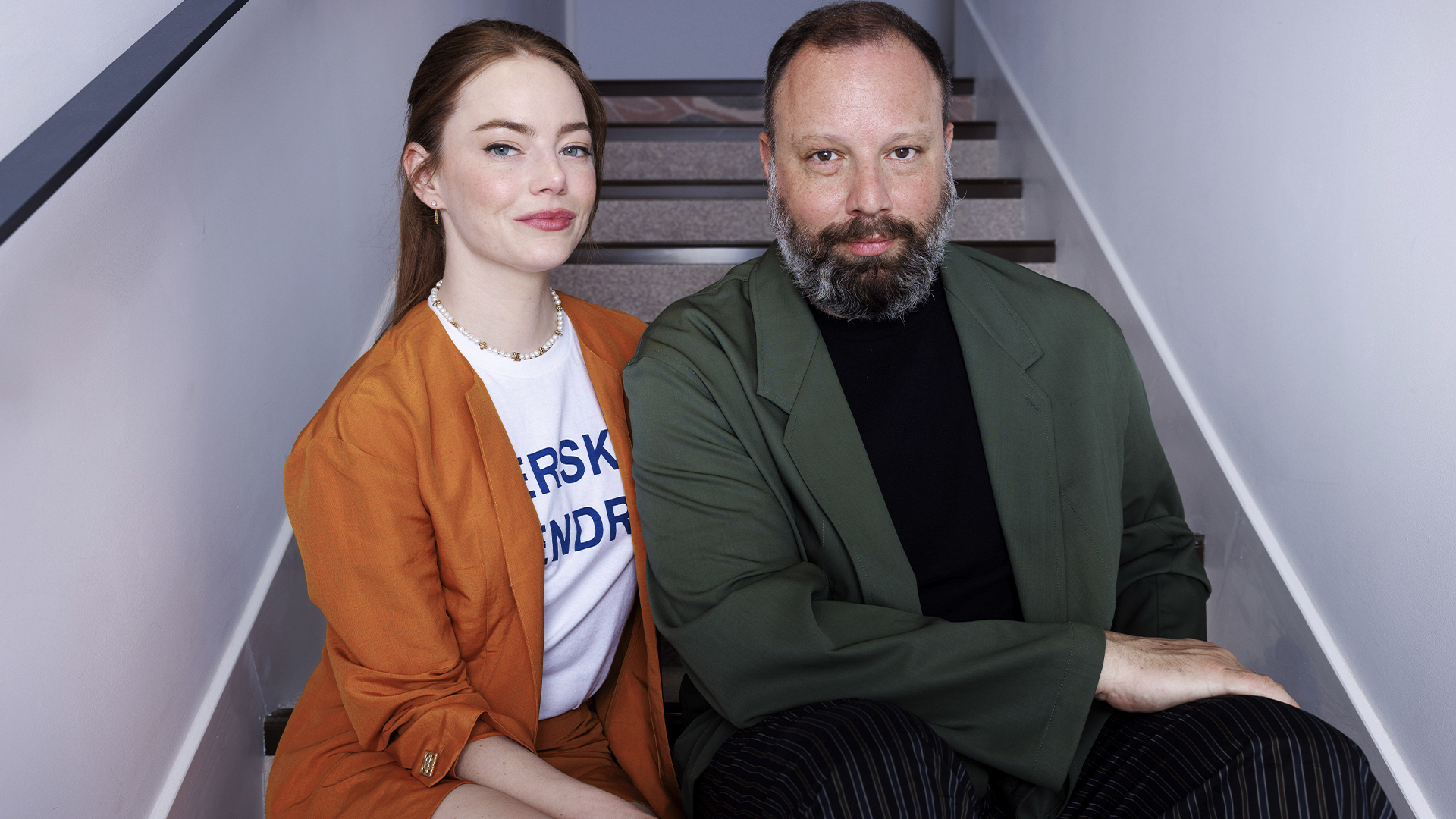 The incomparable duet of Emma Stone and Yorgos Lanthimos in Cannes at “Types of Kindness”