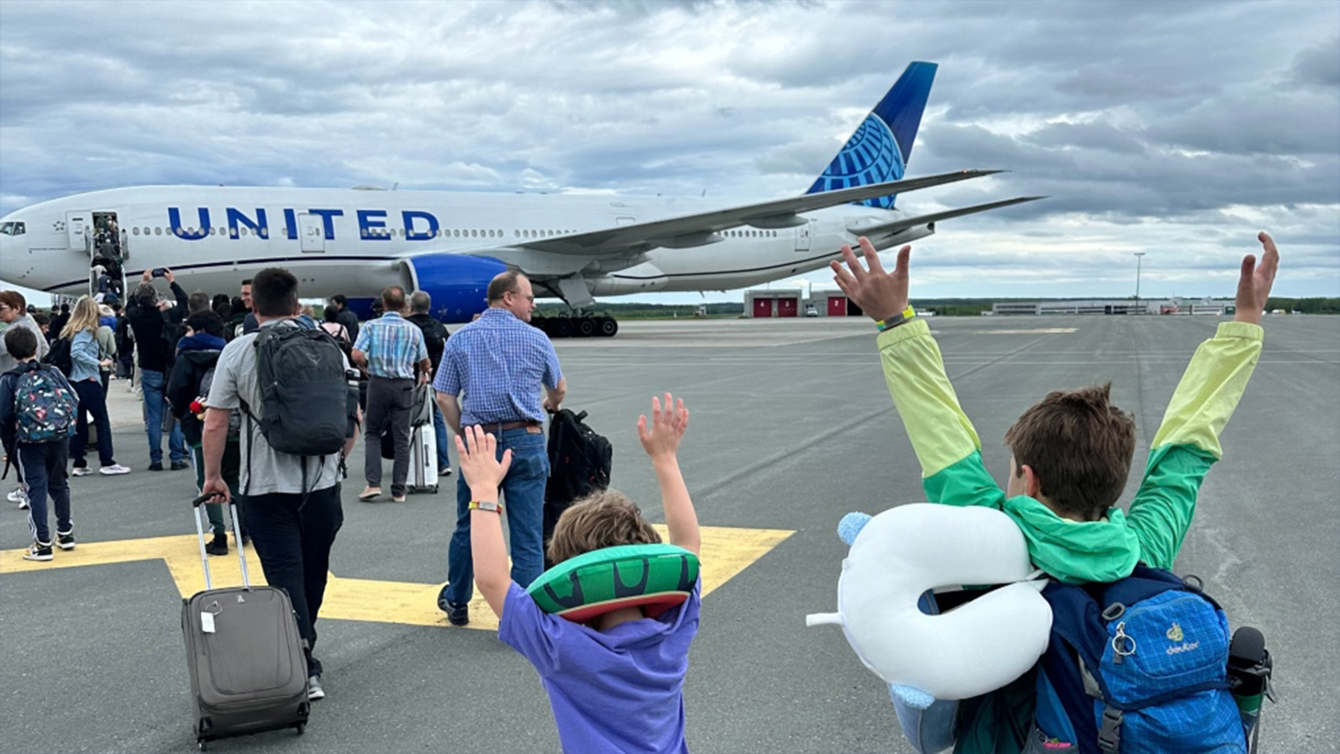 Un vol United Airlines reliant Washington à Paris s'est dérouté vers Gander (Terre-Neuve-et-Labrador) tôt lundi en raison d'un problème mécanique.