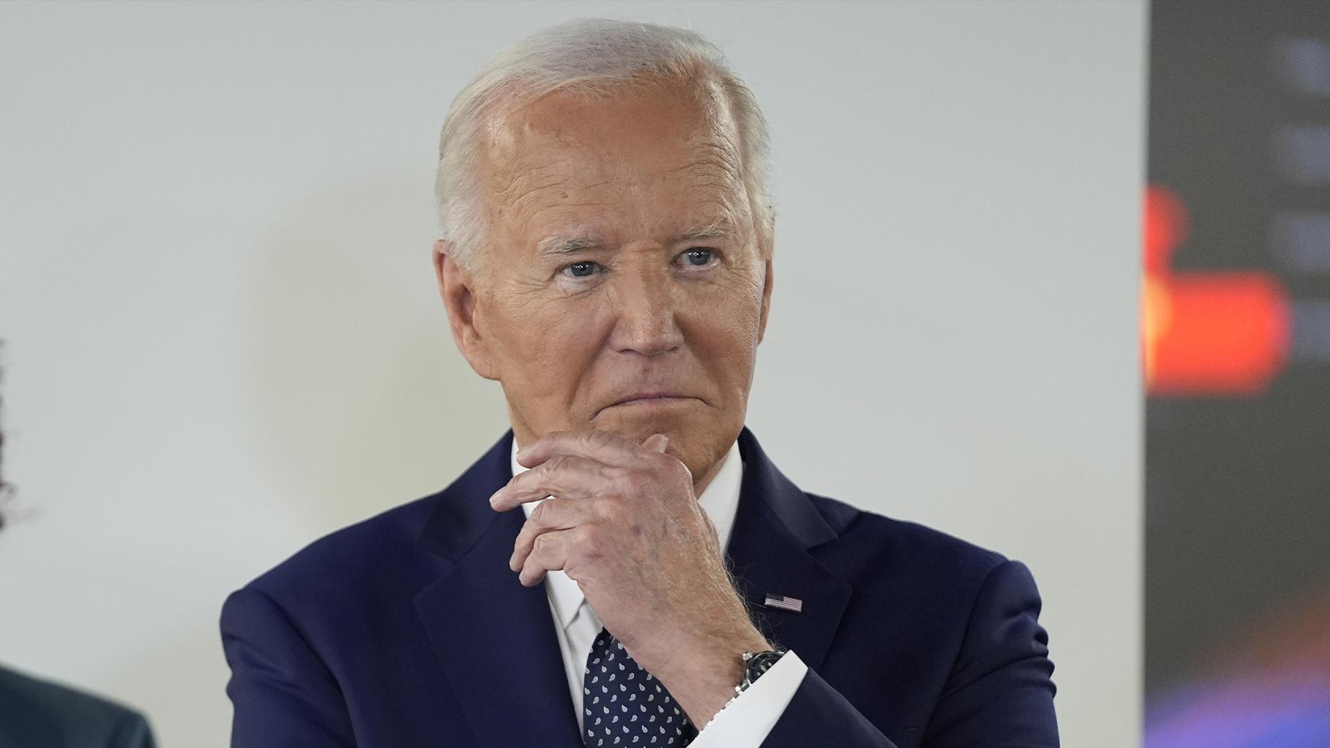 Le président Joe Biden lors d'une visite au Centre des opérations d'urgence de Washington, le mardi 2 juillet 2024, à Washington.