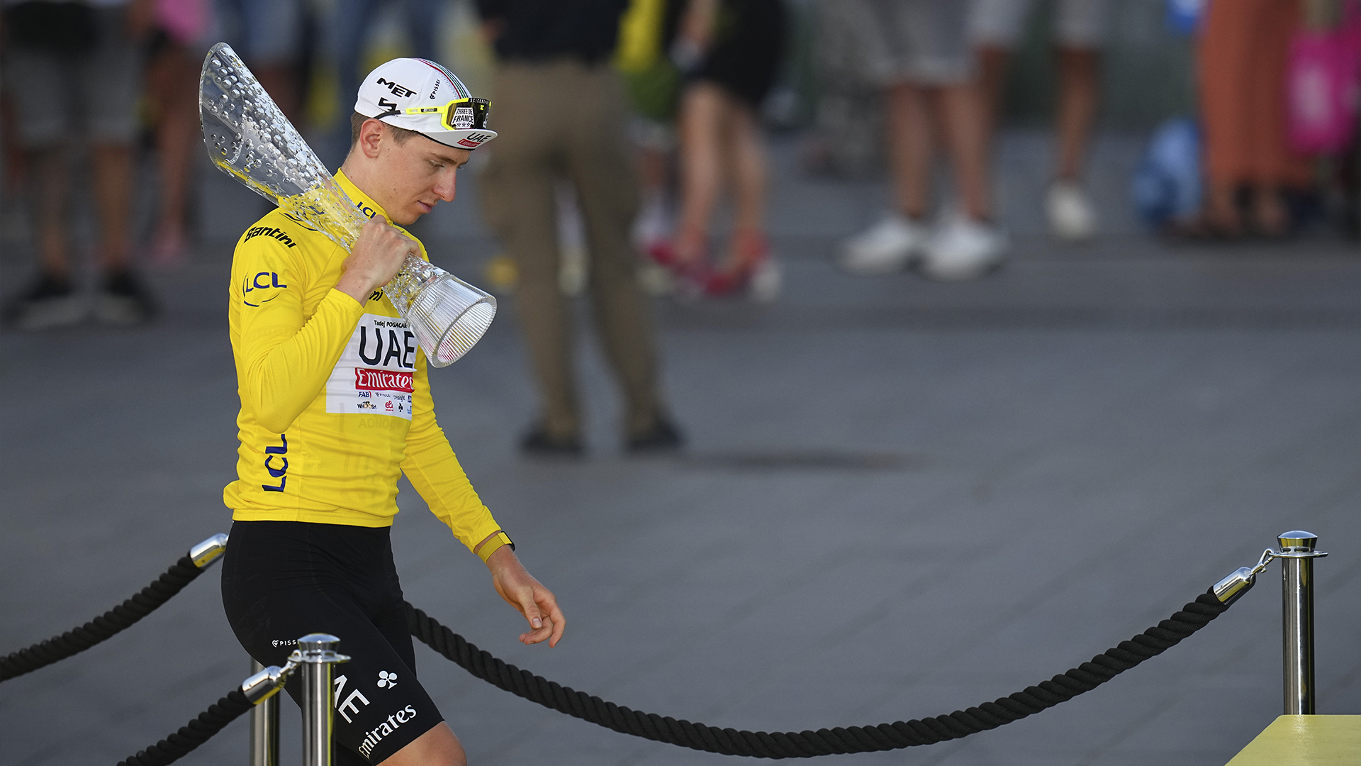 Le Slovène Tadej Pogacar, vainqueur du Tour de France, à Nice, France, dimanche 21 juillet 2024. 