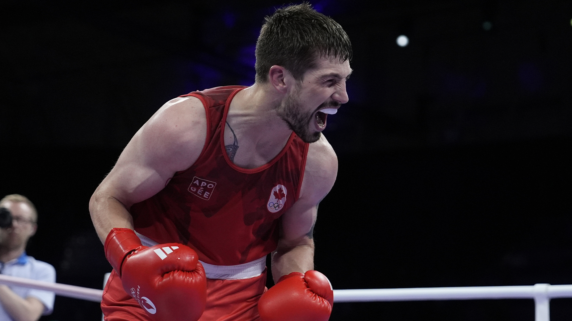 Le Canadien Wyatt Sanford s'est assuré d'une médaille de bronze en remportant son duel de quarts de finale.