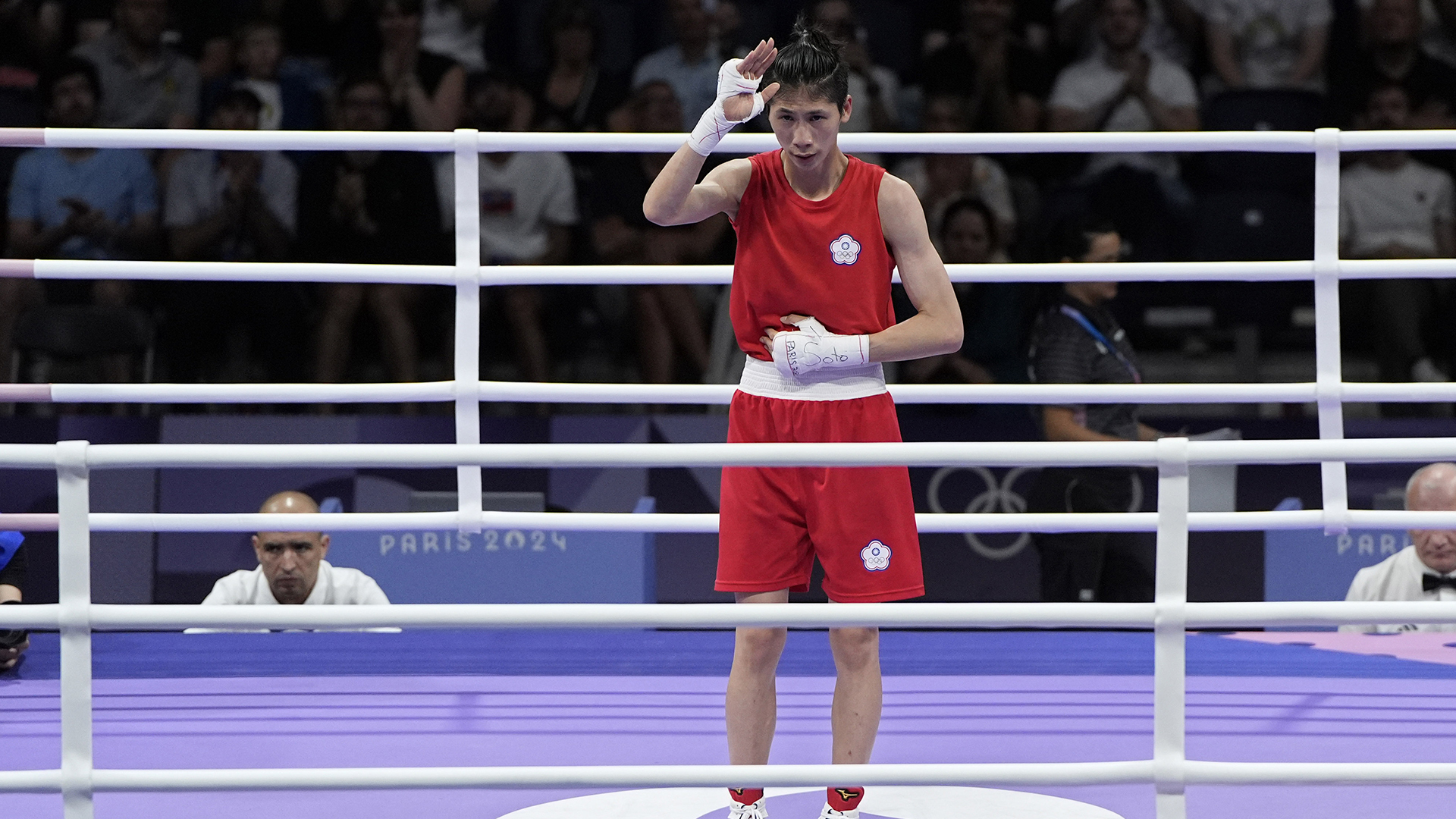 Lin Yu-ting a battu la Bulgare Svetlana Kamenova Staneva 5:0 en quart de finale des 57 kilos.