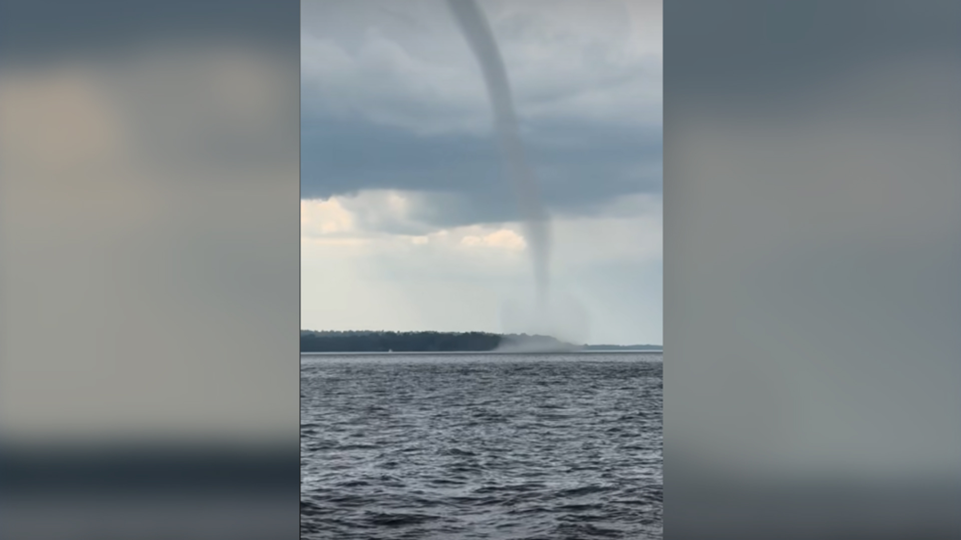 Un phénomène météorologique rarement observé dans le sud du Québec, appelé trombe marine, a été vu près de Montréal, dimanche le 25 août 2024.