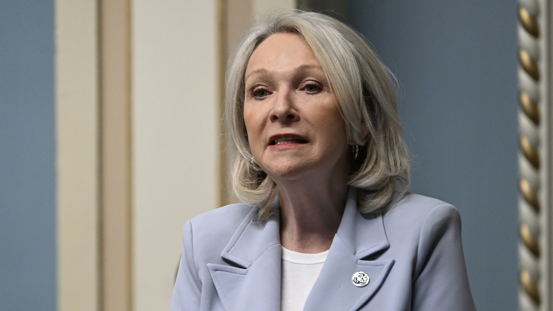 La ministre responsable des Aînés, Sonia Bélanger, à la période des questions à l'Assemblée nationale le 9 mai 2024.