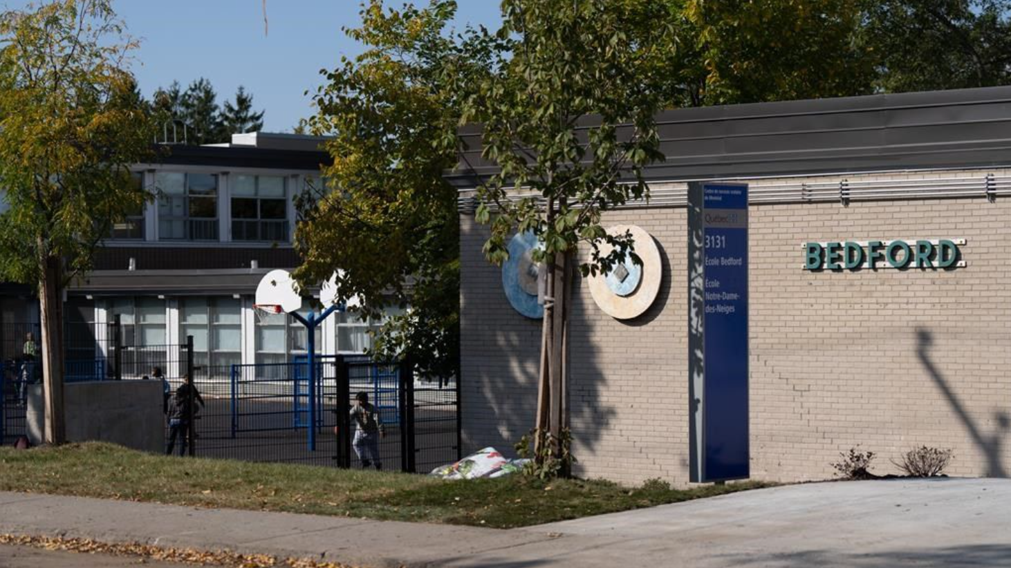 L'école primaire Bedford, dans le quartier Côte-des-Neiges à Montréal, photographiée le 11 octobre 2024.