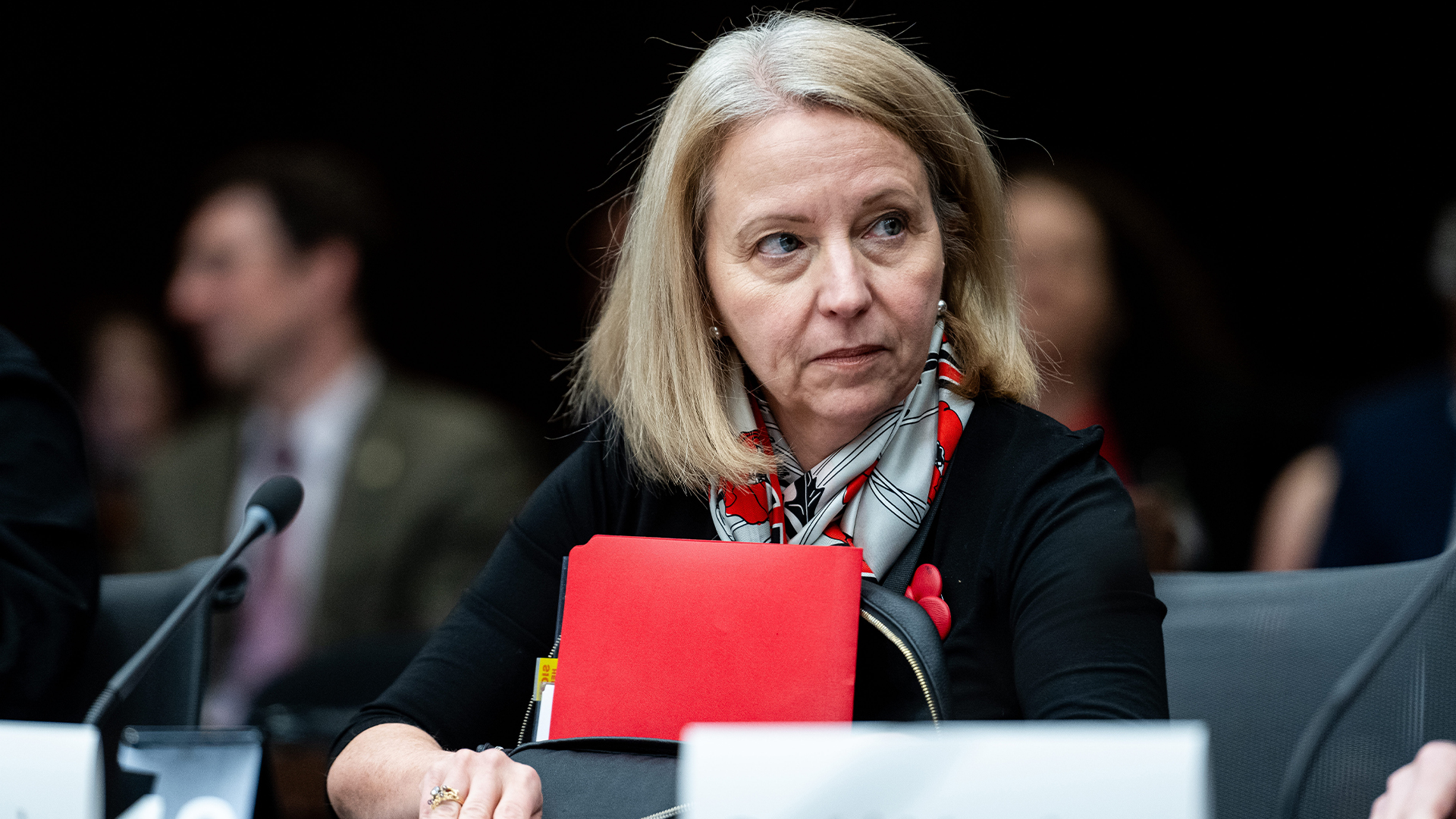 Nathalie Drouin, conseillère à la sécurité nationale et au renseignement auprès du premier ministre Justin Trudeau, témoigne devant le Comité permanent de la sécurité publique et nationale.