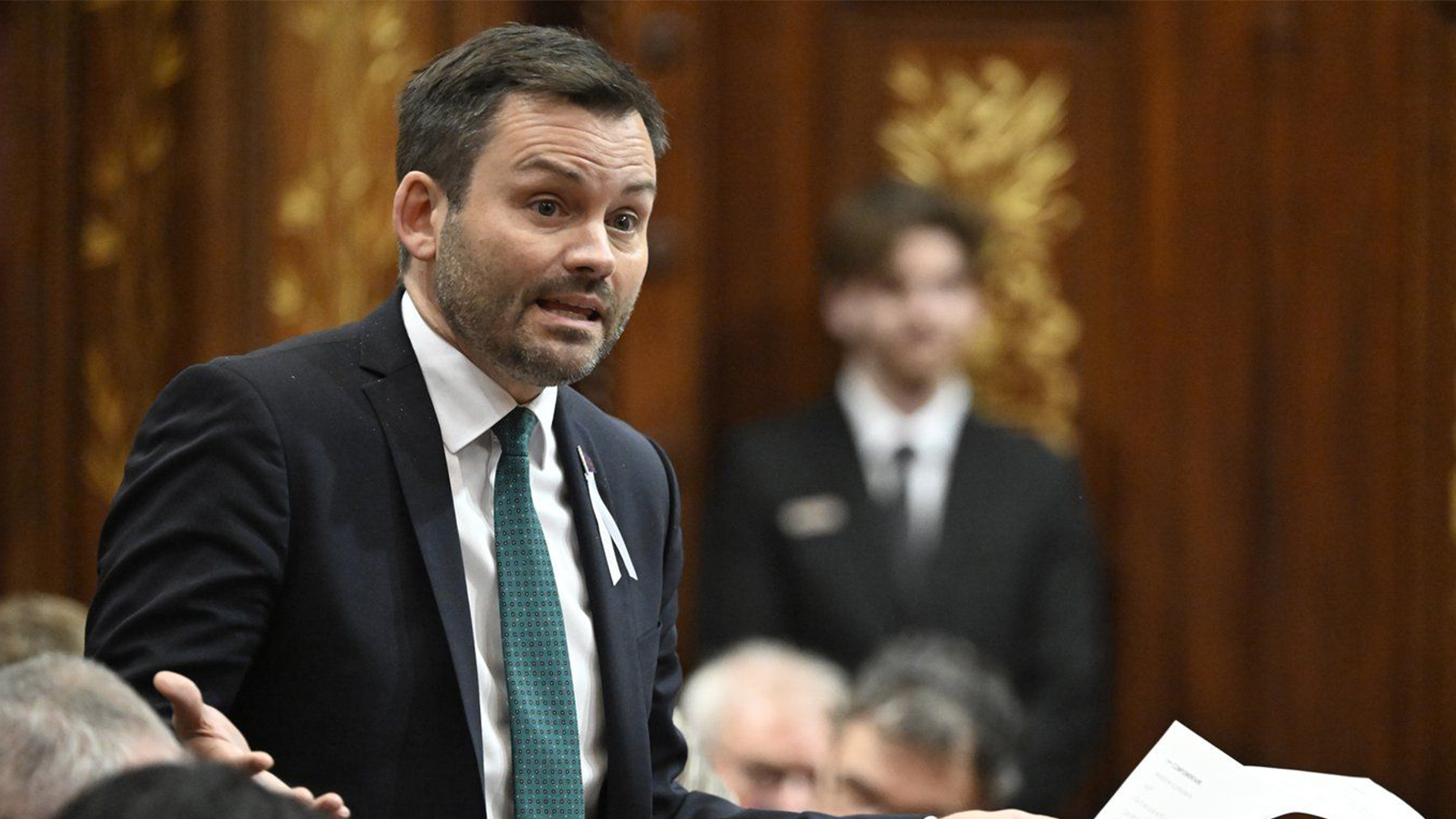 Le chef du Parti québécois, Paul St-Pierre Plamondon, lors de la période de questions à l'Assemblée nationale le 28 novembre 2024.