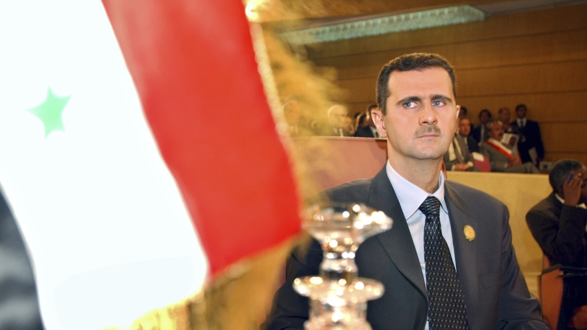 Le président syrien Bachar Al-Assad lors d'un somment à Tunis en 2004.