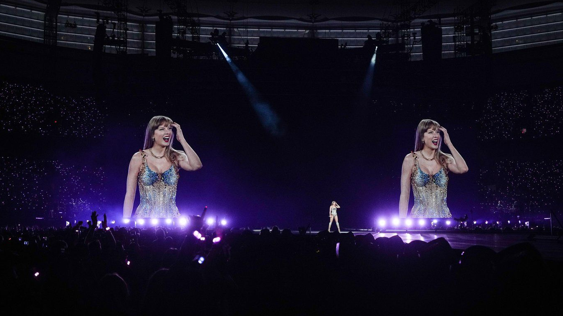 Taylor Swift se produit lors d'un concert de la tournée «Eras», à Vancouver, le 6 décembre 2024.