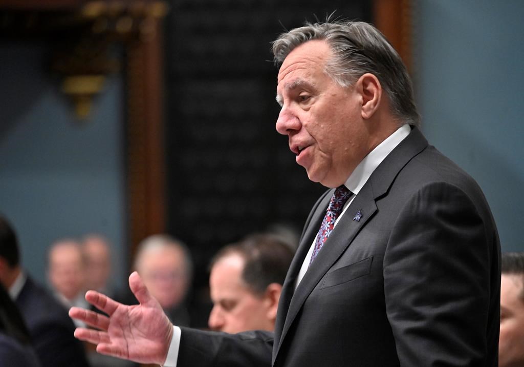 Malgré des améliorations considérables dans la situation des incendies de forêt au Québec, il demeure des inquiétudes, surtout dans le nord de la province, a prévenu le premier ministre François Legault.