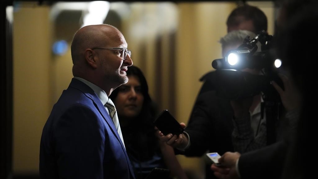 Le ministre de la Justice, David Lametti, a déclaré que le nouveau processus conduira à des résolutions plus rapides et plus rentables.