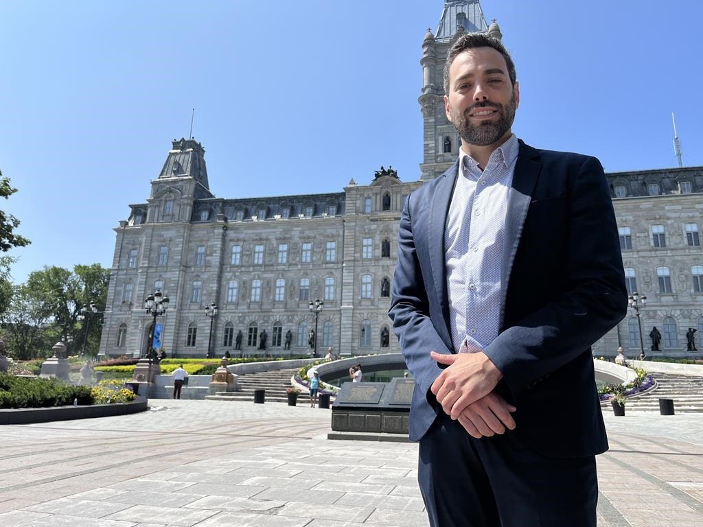 Le solidaire Olivier Bolduc veut ravir la circonscription de Jean-Talon à la CAQ. PHOTO PC/Thomas Laberge