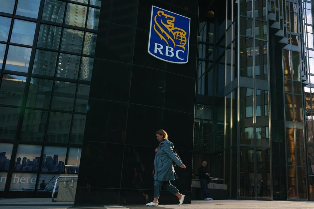 La Banque Royale du Canada va convertir les succursales de la Banque HSBC Canada.