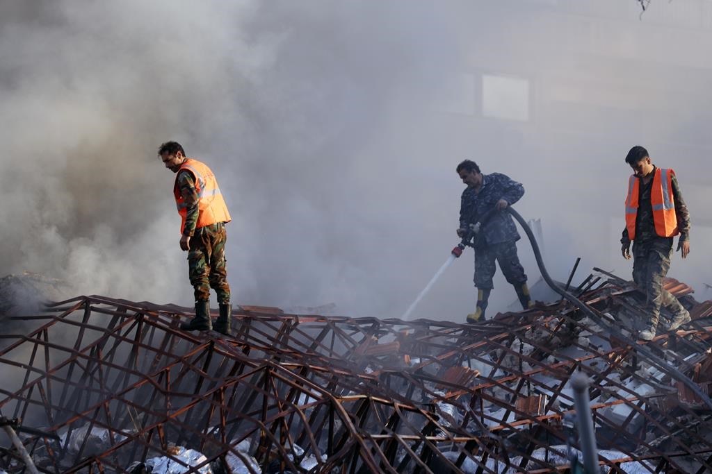 Cette frappe semble signifier une escalade des attaques par Israël contre des responsables militaires iraniens et leurs alliés en Syrie, qui soutiennent des groupes militants combattant Israël à Gaza et le long de sa frontière avec le Liban.