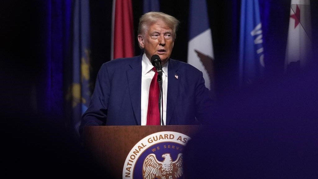 Republican presidential nomiLe candidat républicain Donald Trump s'exprime lors de la 146e Conférence générale de l'Association de la Garde nationale des États-Unis, le lundi 26 août 2024, à Détroit. nee former President Donald Trump speaks at the National Guard Association of the United States' 146th General Conference, Monday, Aug. 26, 2024, in Detroit. (AP Photo/Carolyn Kaster)