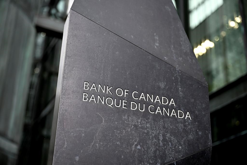 Un panneau de l'édifice de la Banque du Canada est vu à Ottawa le mercredi 24 juillet 2024.