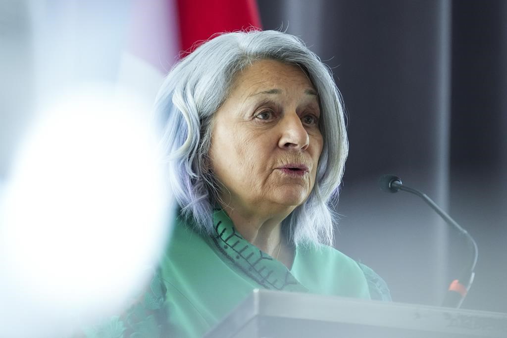 La gouverneure générale du Canada, Mary Simon, livre une allocution à Ottawa à l'occasion de la Journée internationale des droits des femmes, le 8 mars 2024. 