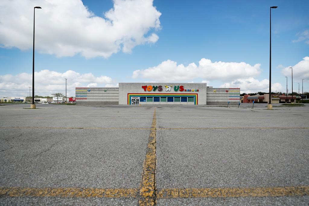 Un magasin Toys "R" Us fermé à Des Moines, Iowa, le mercredi 6 mai 2020. 